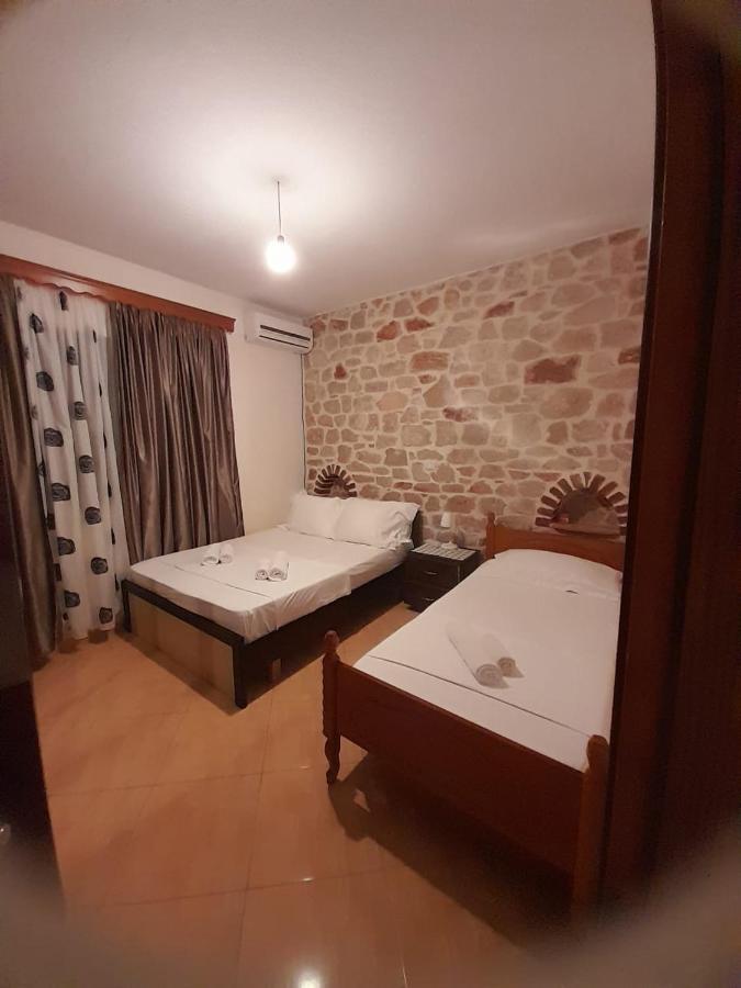 Altin Skrapari Guesthouse Ksamil Cameră foto